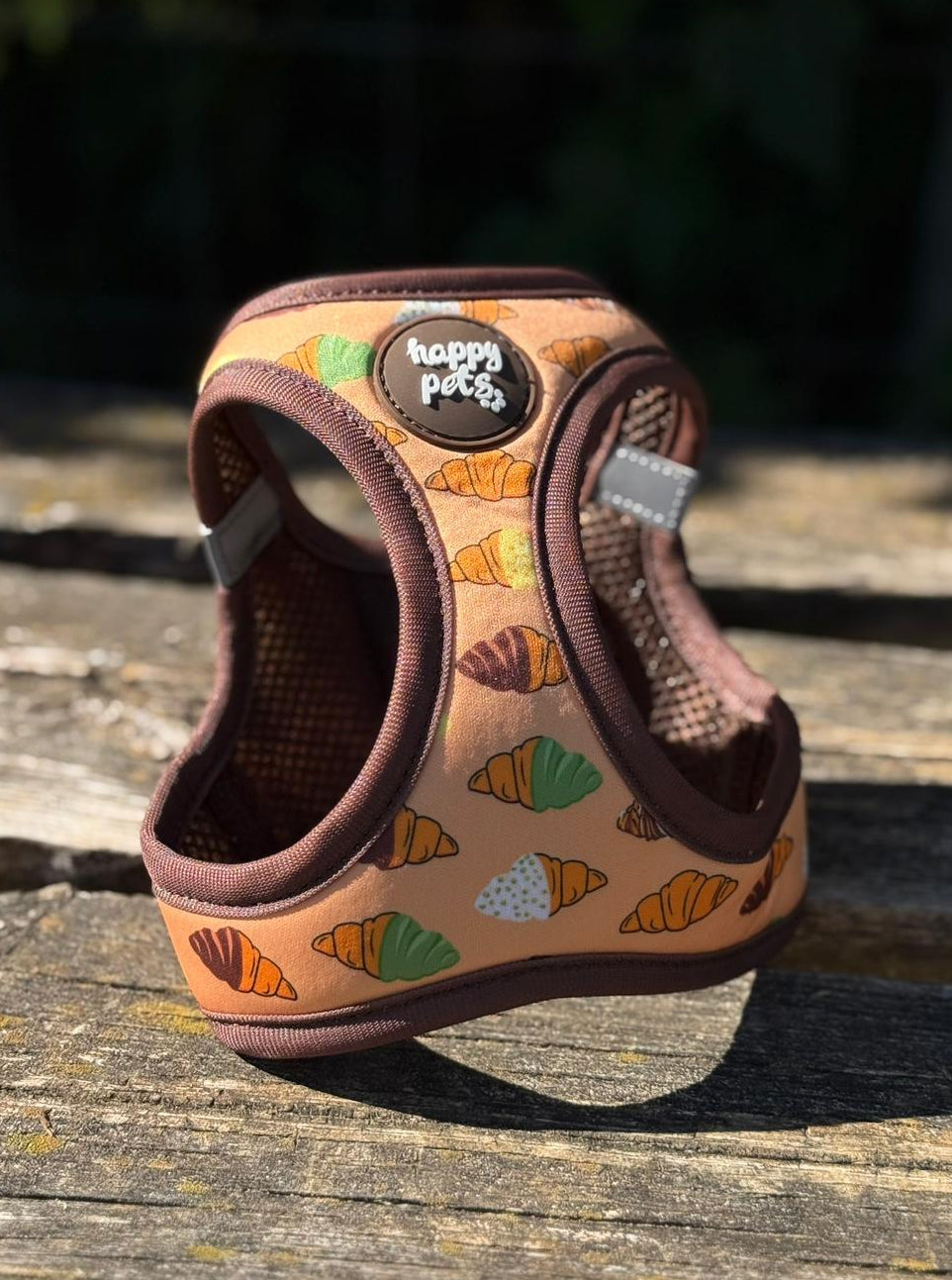 Arnés Croissant Happy Pets - marrón chocolate con estampado de croissants